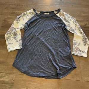 Maurice’s 3/4 sleeve top